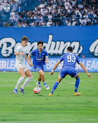 Prediksi Persib vs PSIM